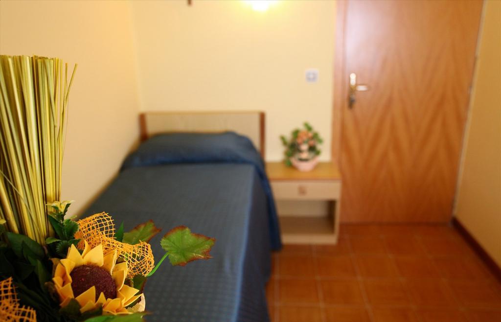 Hotel Villa Moderna Parma Esterno foto