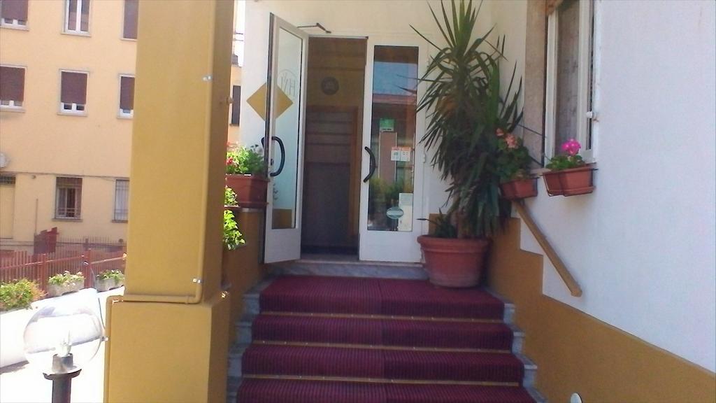 Hotel Villa Moderna Parma Esterno foto